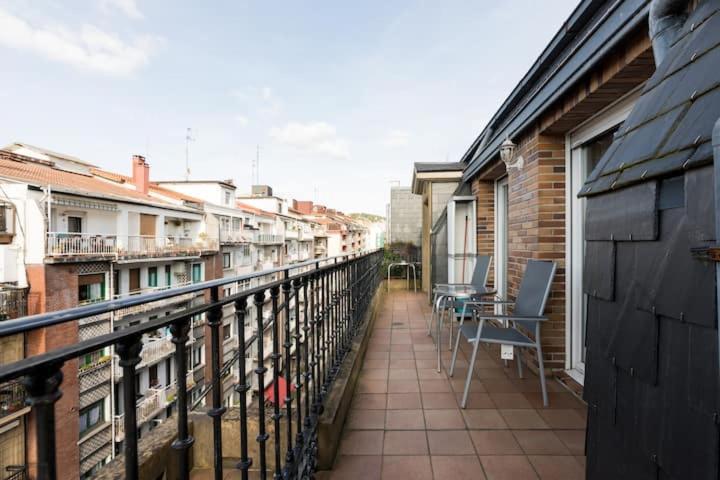 Ferienwohnung Luminoso Atico En San-Sebastian San Sebastián Exterior foto